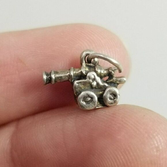 Vintage Tiny Cannon Shape Charm Pendant, Silver Tone, Old Fashioned, Estate - Picture 1 of 6